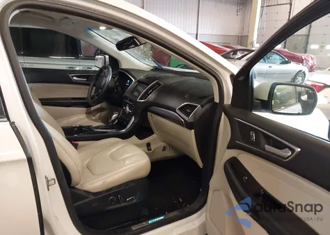 2017 Ford Edge Titanium z USA, uszkodzony, nr VIN 2FMPK4K97HBC28448